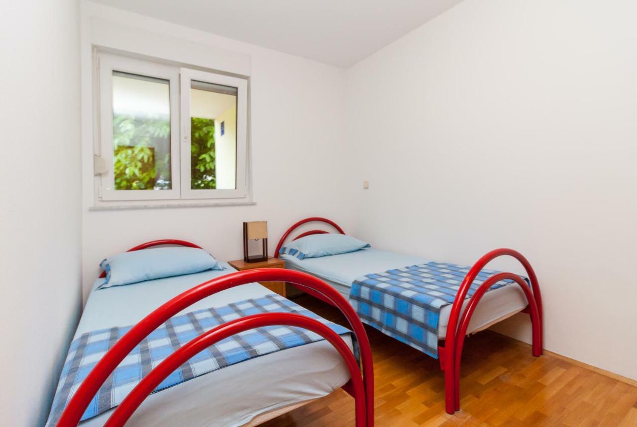 • Lungomare Beach Apartment Pula • Buitenkant foto