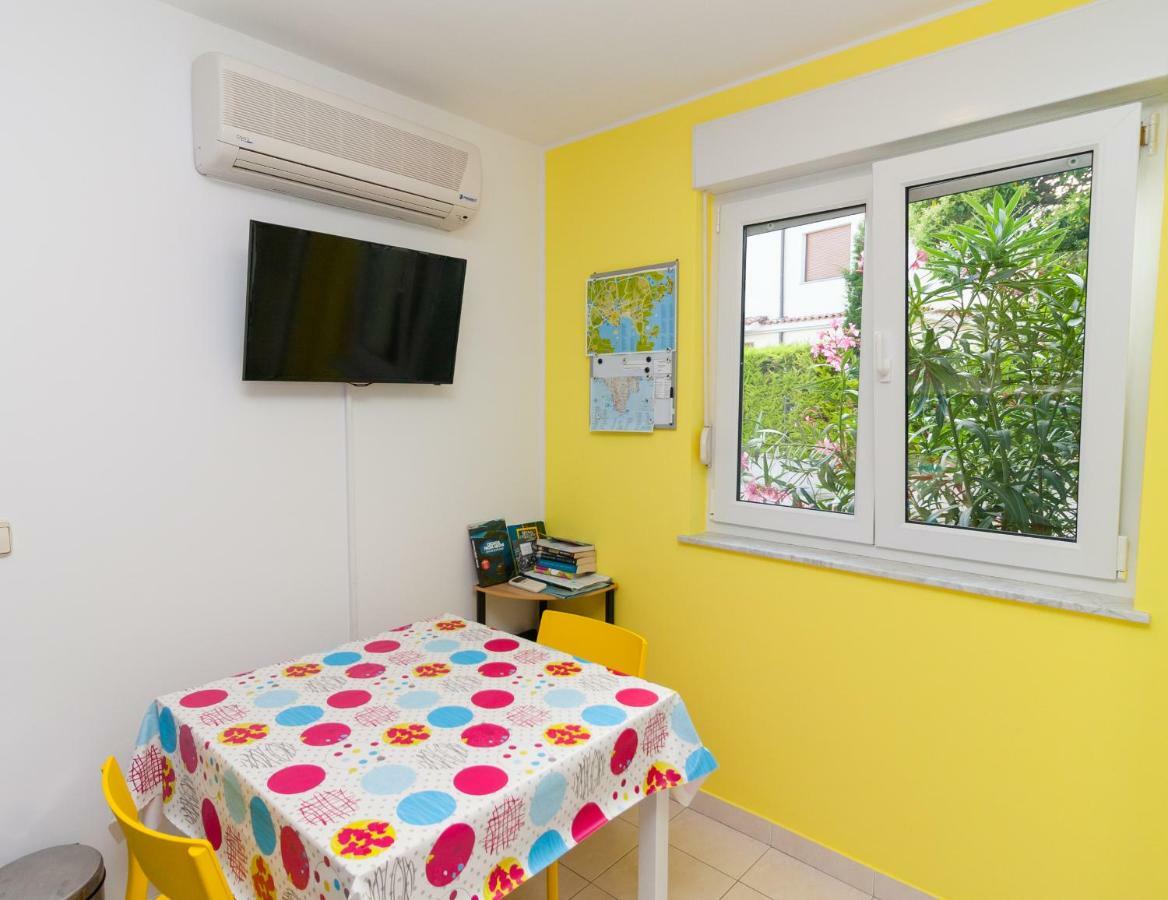 • Lungomare Beach Apartment Pula • Buitenkant foto