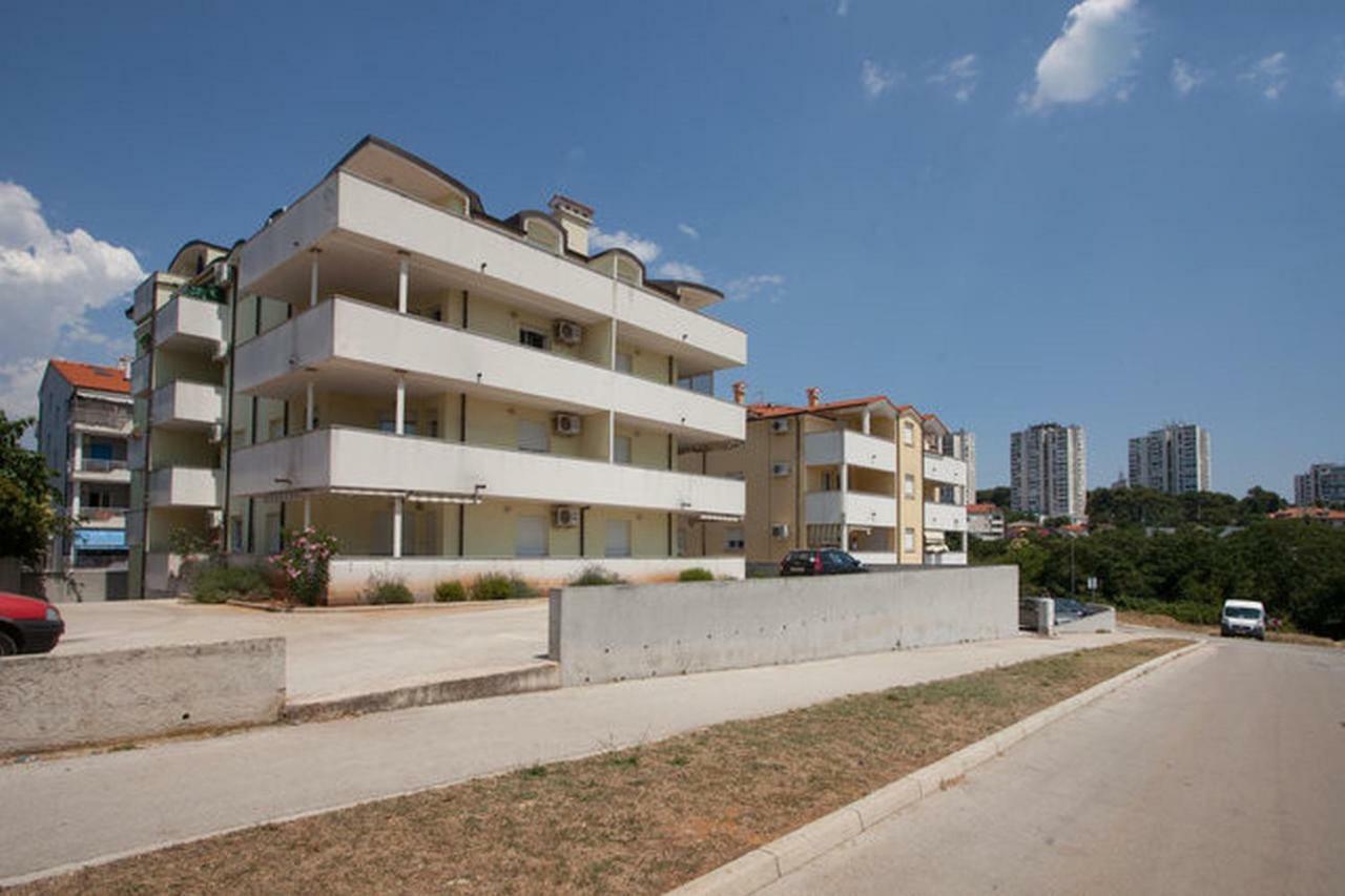• Lungomare Beach Apartment Pula • Buitenkant foto